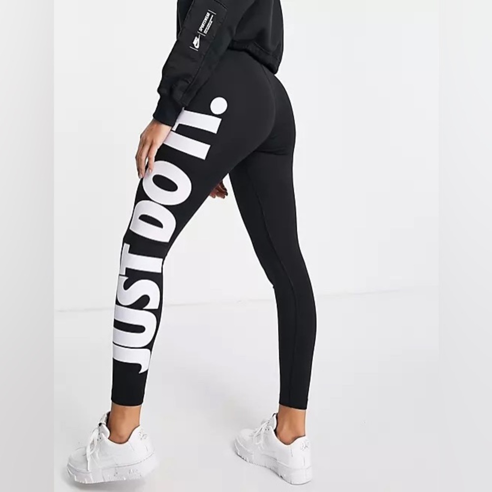 Black cotton Nike just do it leggings, size small